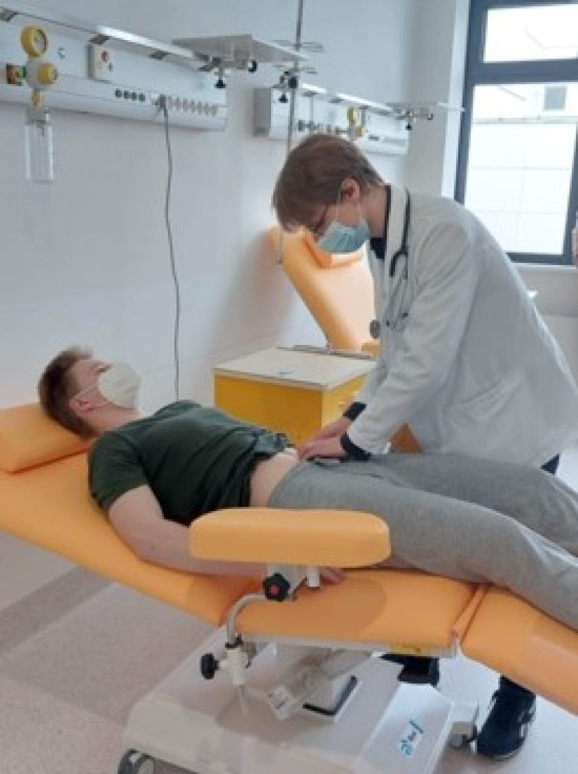 
Vaikų ligų dienos stacionare – reali daugiadalykės komandos pagalba reta liga sergančiam vaikui                