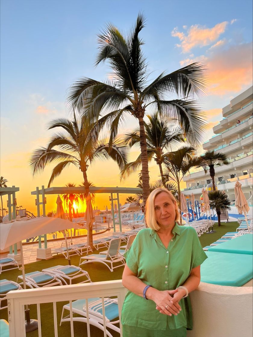 Alma su anūku Luku jau apkeliavo daugiau nei 10 šalių: keliaujant su vaikais ragina sekti jos pavyzdžiu