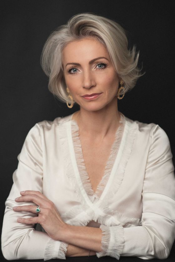 
Gydytoja siūlo palepinti po vasaros saulės nualintą odą kaukėmis: kaip neištuštinus piniginės pasiekti geriausią efektą?                