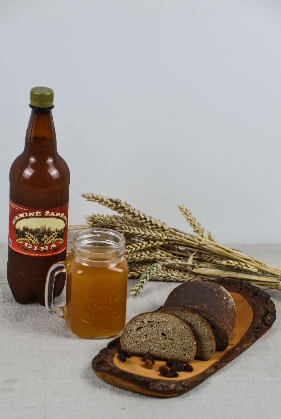 
Probiotikų ir vitaminų bomba – girą paprasta pasigaminti ir namuose: ingredientus turi visi                