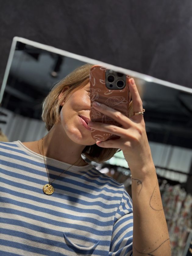 Nuo parduotuvių vitrinos iki jūsų spintos: stilistė pataria, ką šią vasarą dėvėti