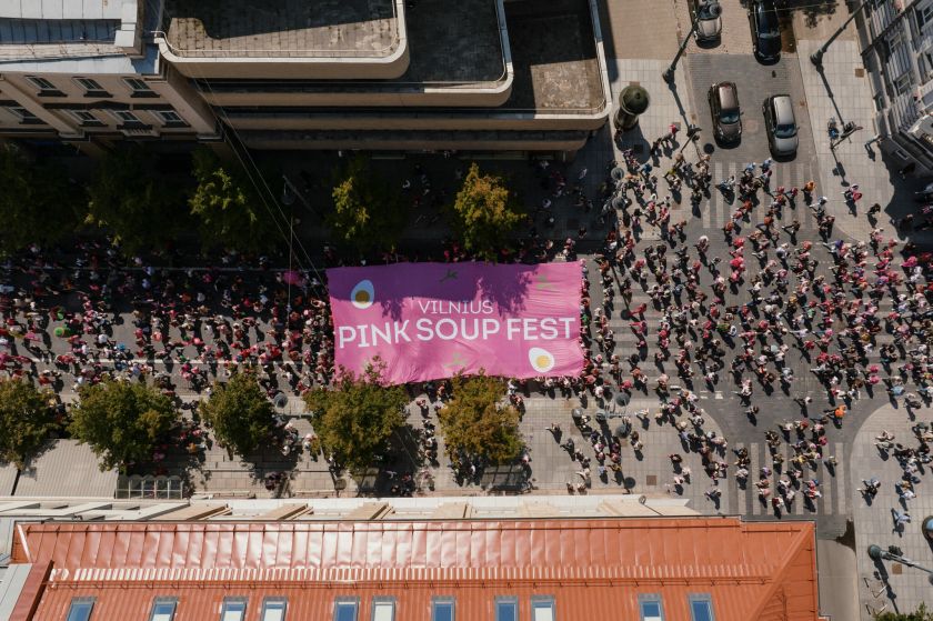 „Vilnius Pink Soup Fest“: rekordinis dalyvių skaičius, milžiniškas paradas ir užuominos apie būtinybę ilginti festivalio trukmę