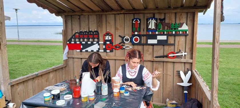 Juodkrantės festivalyje „Pūsk, vėjuži!“ – pirmasis lietuvių liaudies dainų rinkinys ir vestuvės pagal Mažosios Lietuvos tradicijas