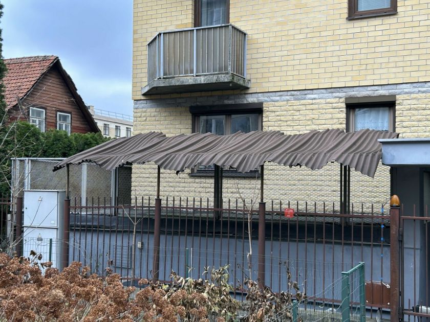 Baigiamasis „Migruojančio muziejaus“ pasakojimas Pamario galerijoje: Vytauto Viržbicko instaliacija apie žmogaus vidines ribas